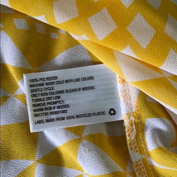 Sheer spring/ summer top. - Picture 5 of 5